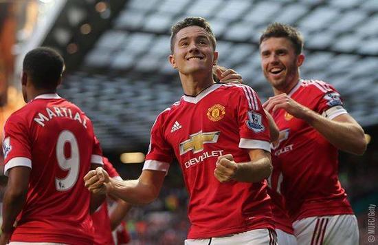 挖掘新星以 挖掘新星以