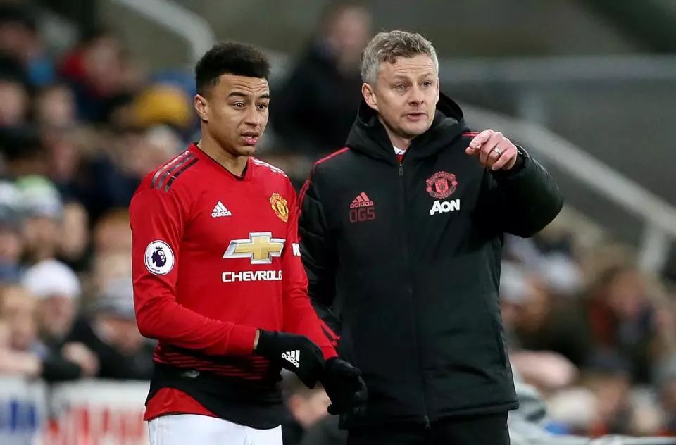 继续对足球 继续对足球